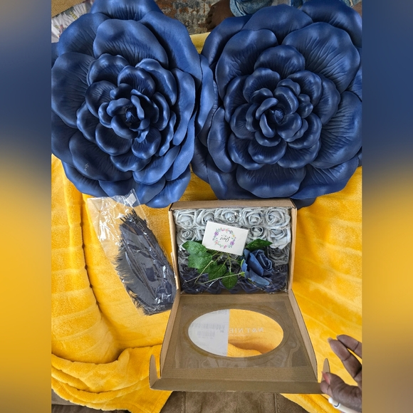 Blue Floral Wall Decor Set - Picture 6 of 9